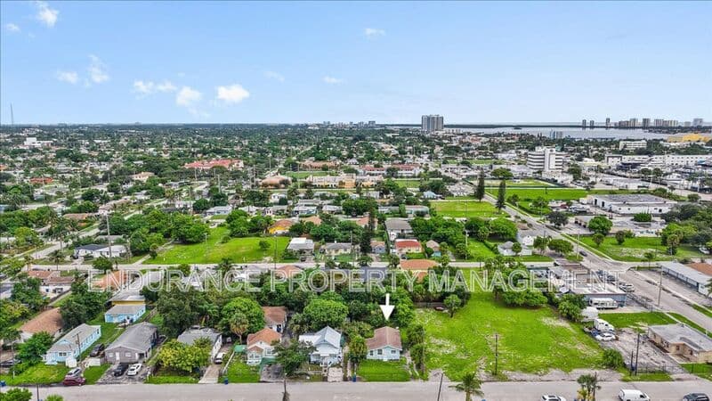 Riviera Beach House: 140 W 15th Street