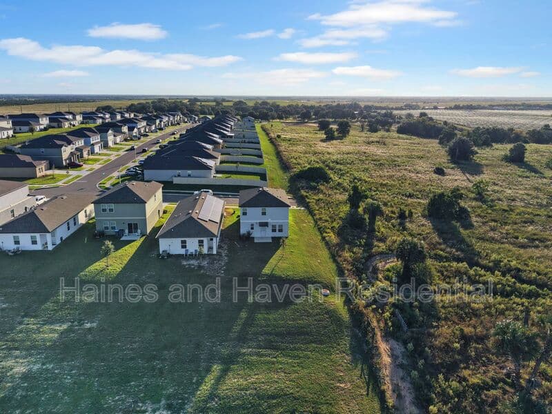 Lake Hamilton House: 2504 Peony Pl