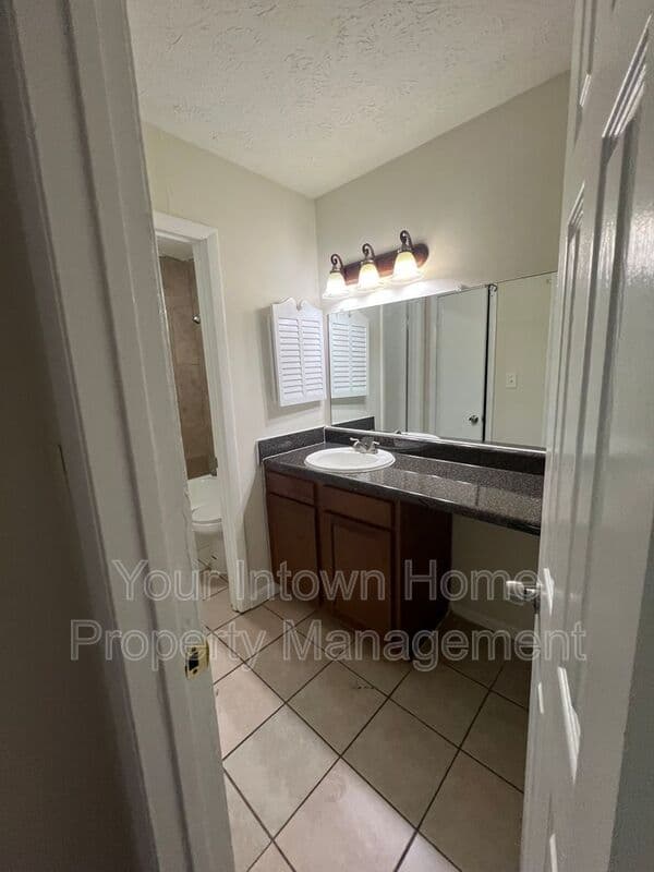 Decatur Condo: 2711 Fairlee Drive