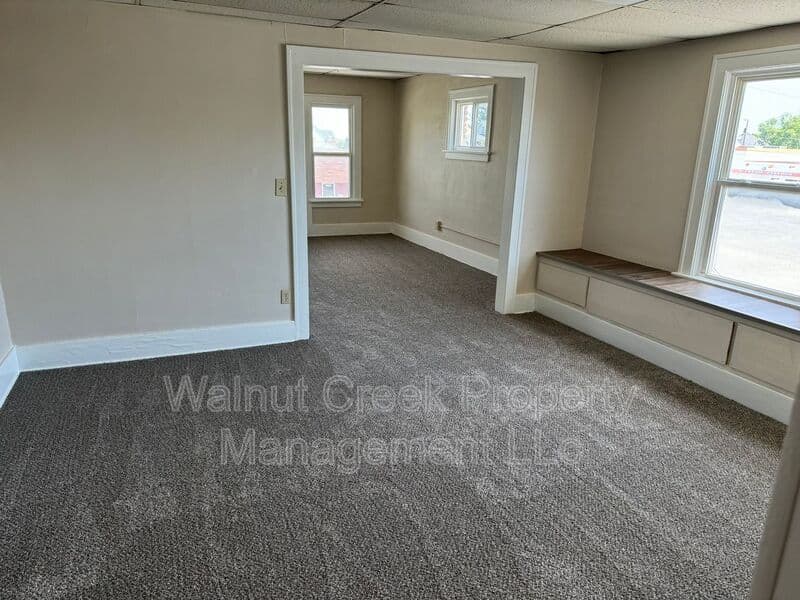 Lorain Condo: 203 Flordia