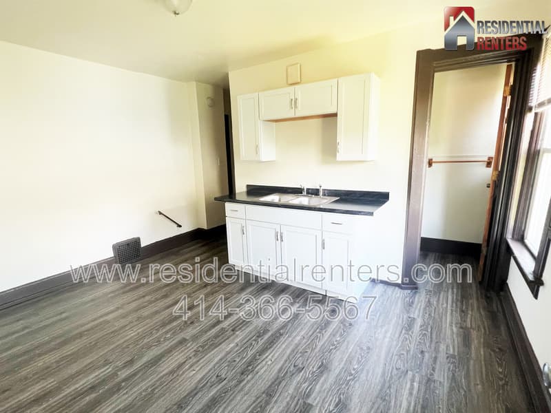 Milwaukee Condo: 3001 N 1st St