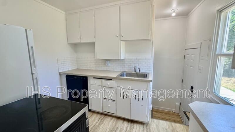 Richland Condo: 1209 Stevens Dr.