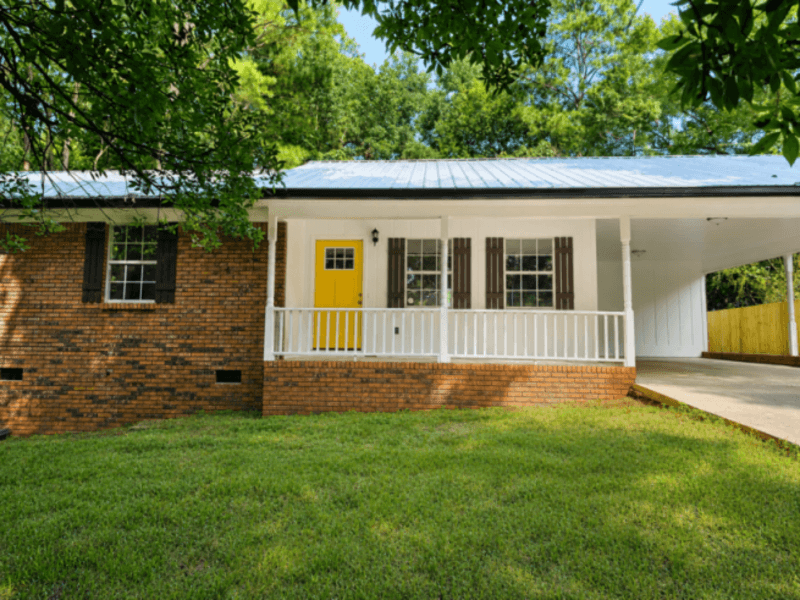 Calhoun House: 196 Highland Drive Southwest