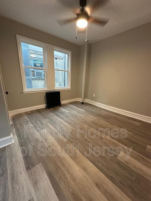 Upper Darby Apartment: 7307 W Chester Pike