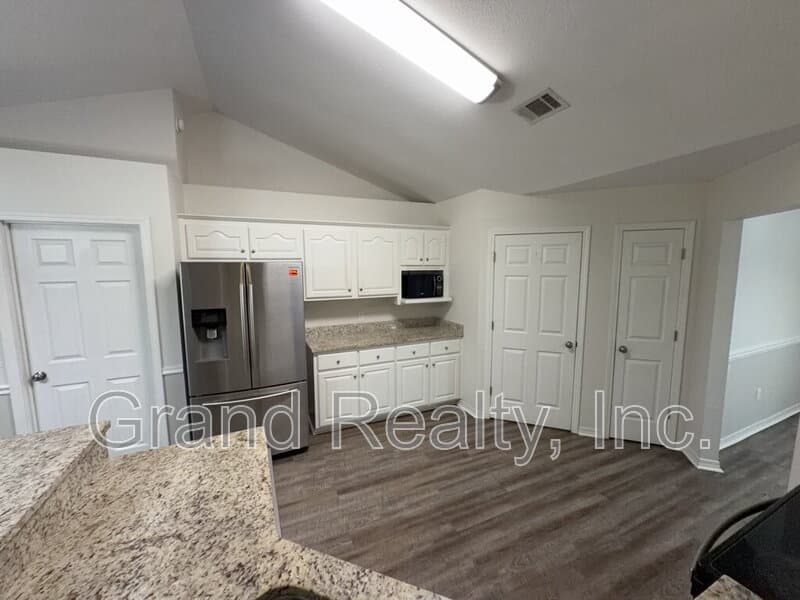Milton House: 6464 Outer Drive
