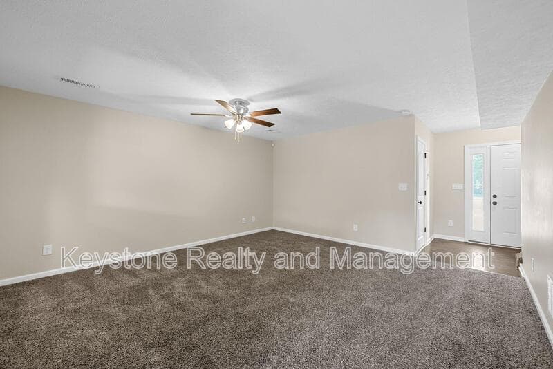 Clarksville Townhome: 770 Needmore Road