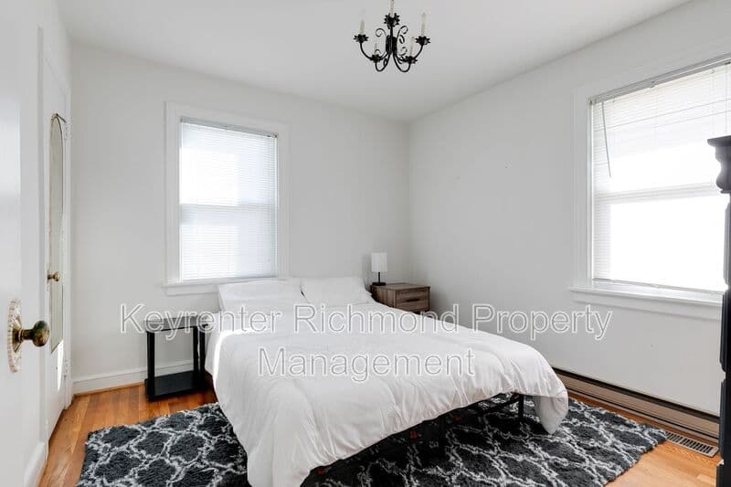 Henrico House: 4817 Sydclay Drive