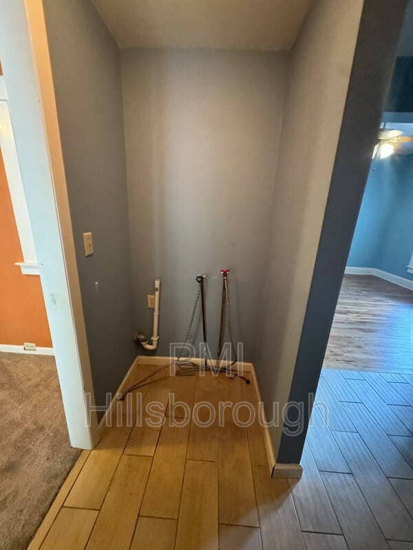 Tampa House: 1403 E Paris St