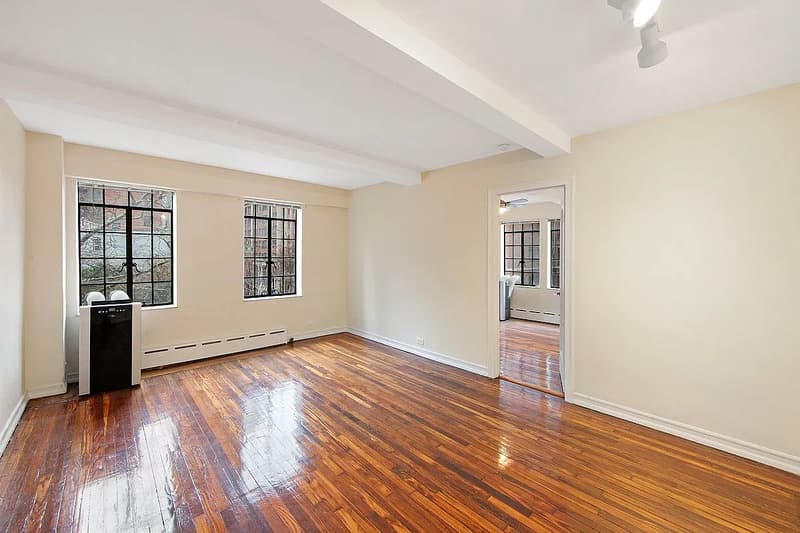 New York Condo: 45 Tudor City Pl