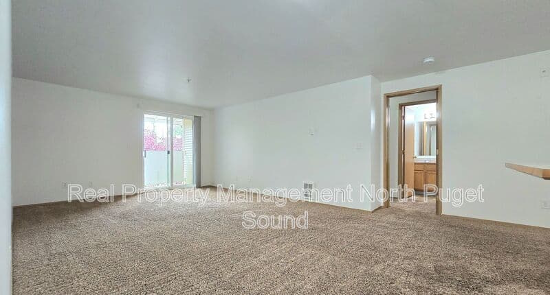 Marysville House: 11811 State Ave