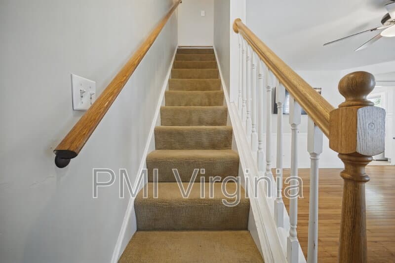 Norfolk House: 8465 Quincy Street