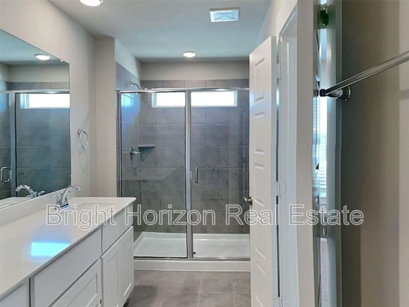 Fort Worth House: 226 Territory Trail
