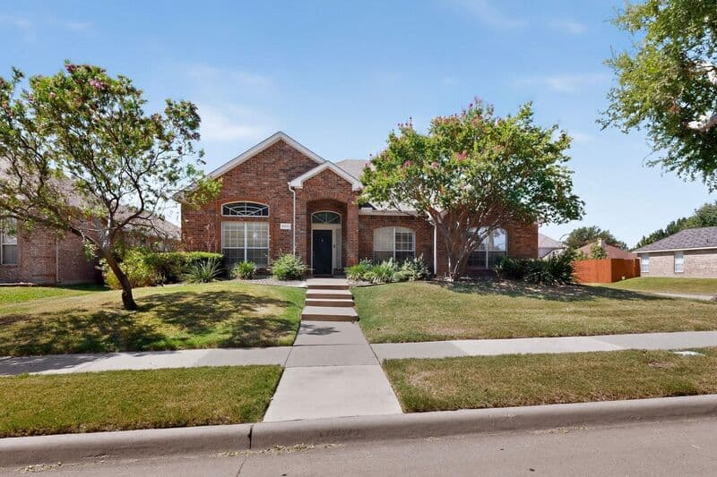 Frisco House: 10201 Max Lane