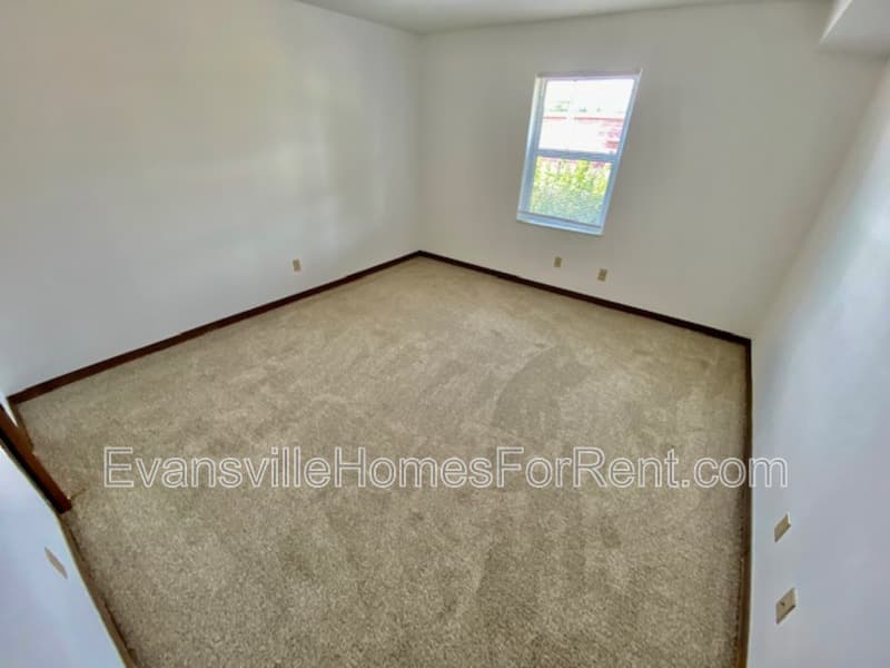 Evansville Condo: 2300 W Iowa - 2336