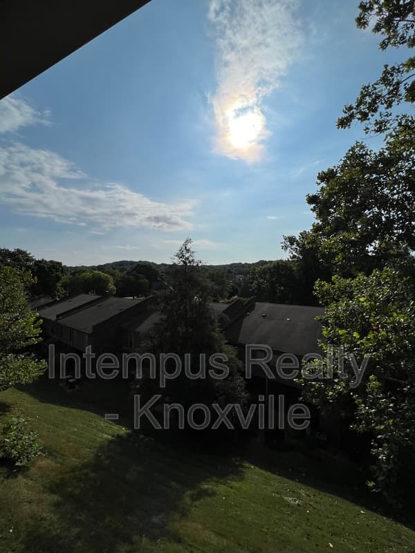 Knoxville Condo: 534 Berlin Dr