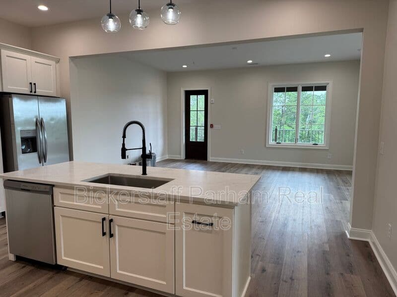 Columbus Condo: 6801 River Rd Building I