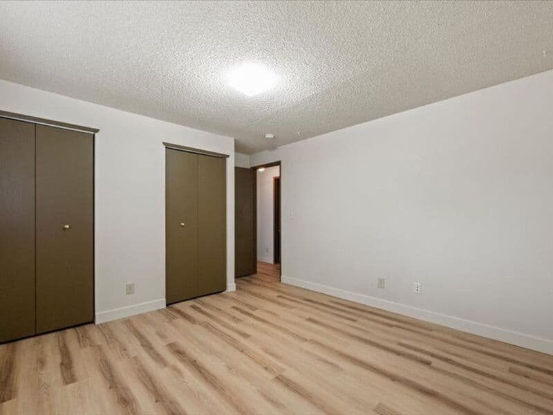 W. Richland House: 4601 Mallard Court