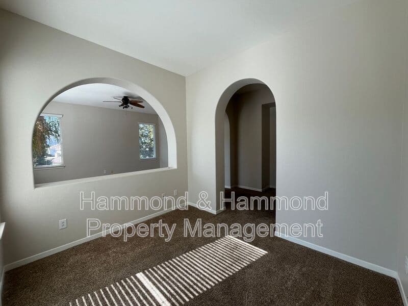 Simi Valley House: 5552 Evening Sky Dr