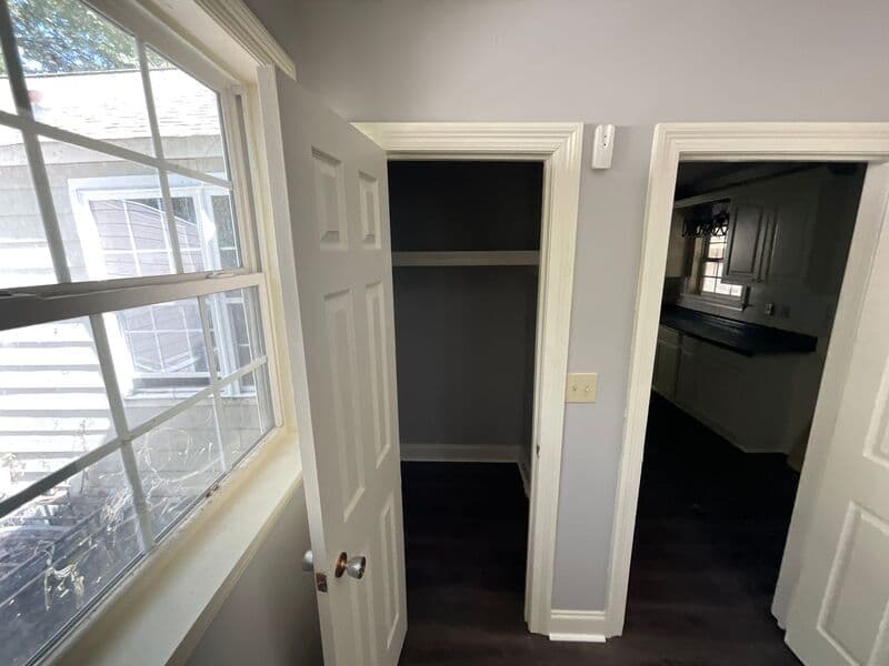 Jackson House: 2009 East Drive