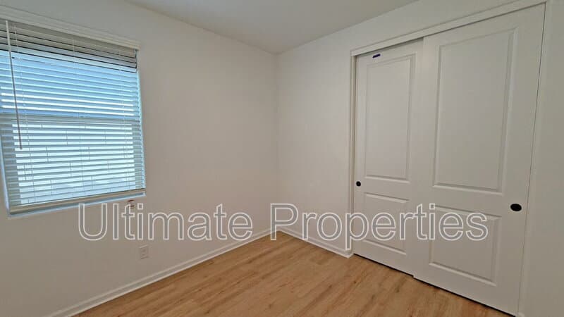Surprise House: 18251 W La Senda Dr