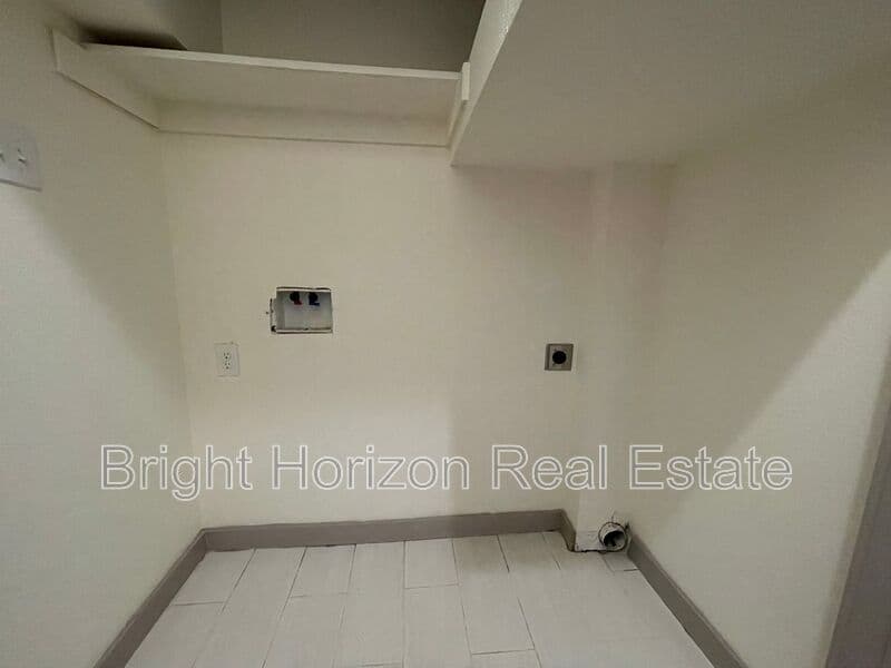 Hurst Condo: 3629 Valley Vista Drive