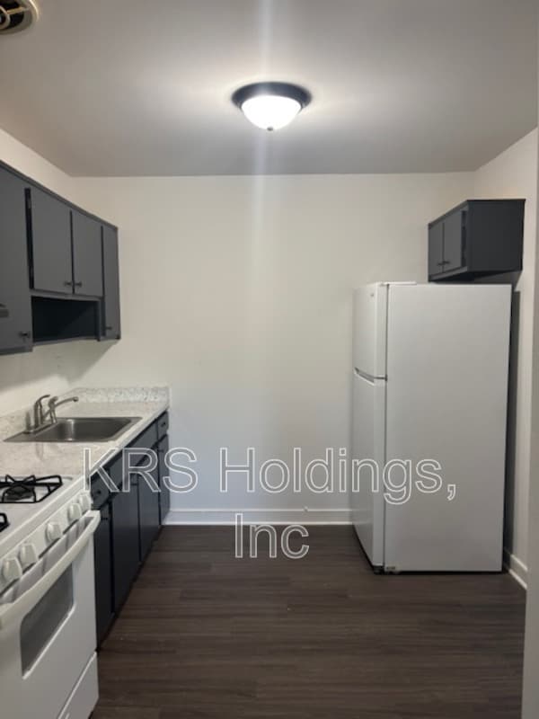 Richmond Condo: 5606 Crenshaw