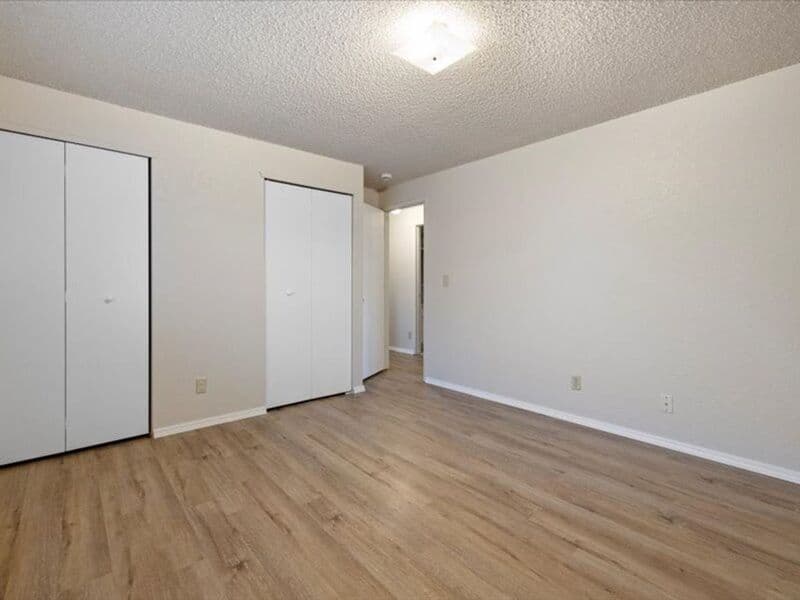 W. Richland House: 4940 Chukar Drive