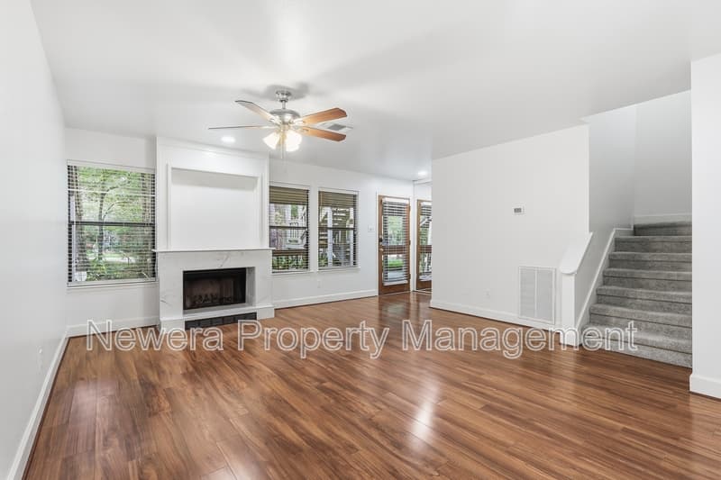 Spring Townhome: 28 Sawmill Grove Lane - 1