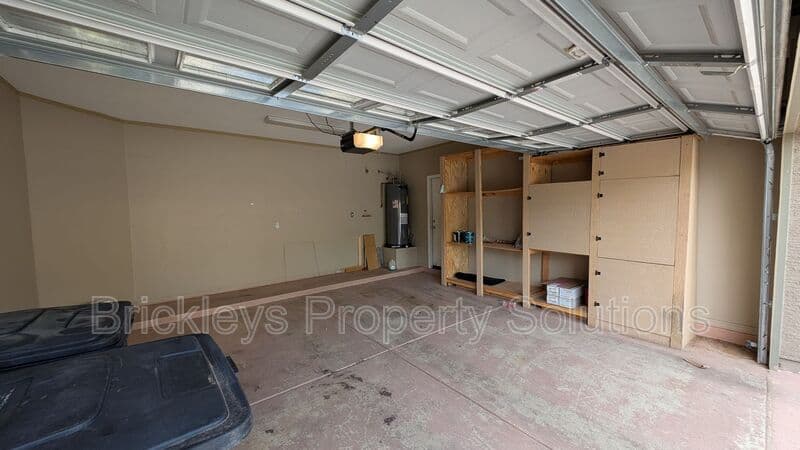 Chandler House: 1311 E Marlin Dr