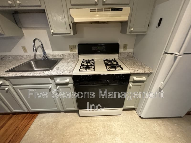 Burlington Condo: 358-360 North Winooski Avenue - 1