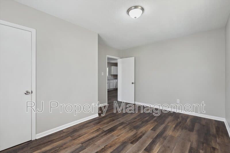 Memphis House: 535 Gilleas Rd