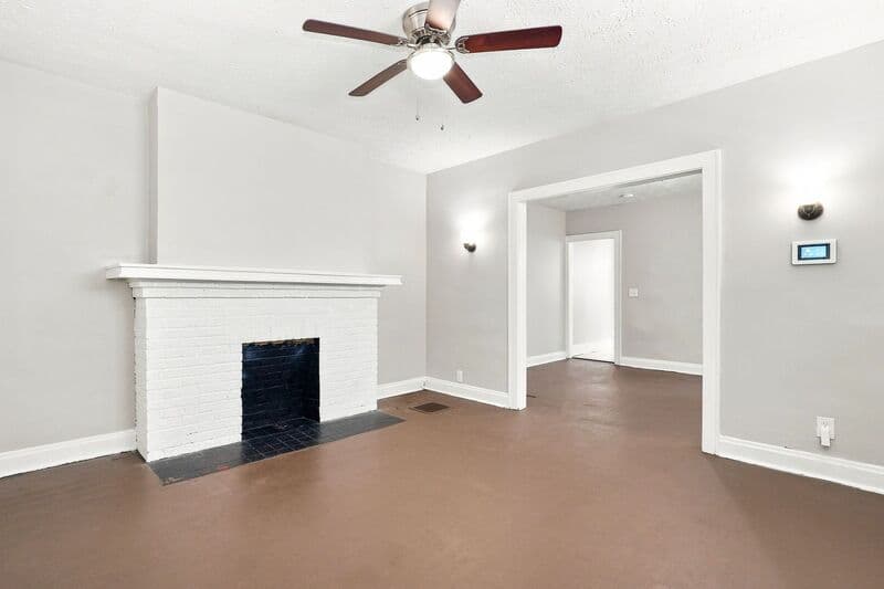 Columbus House: 132 S. Highland Avenue