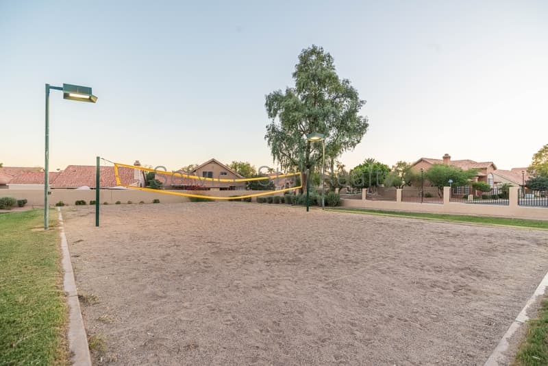 Phoenix House: 3924 E Orchid Ln