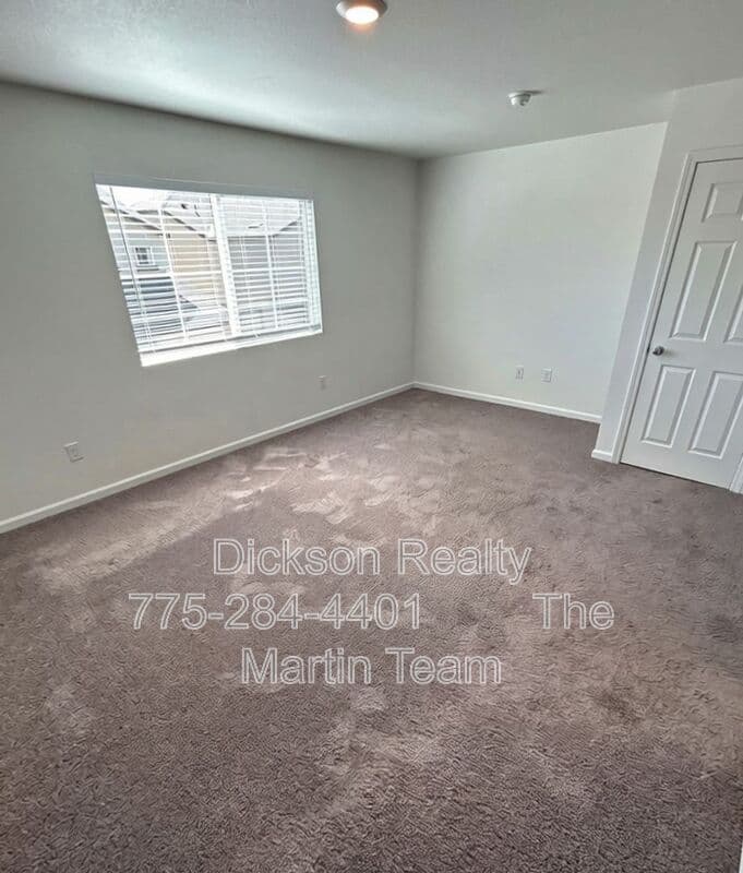 Reno House: 9629 Nautical Mile Road