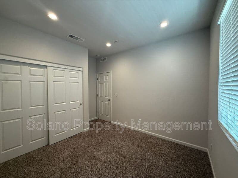 Dixon House: 1680 Gold Street