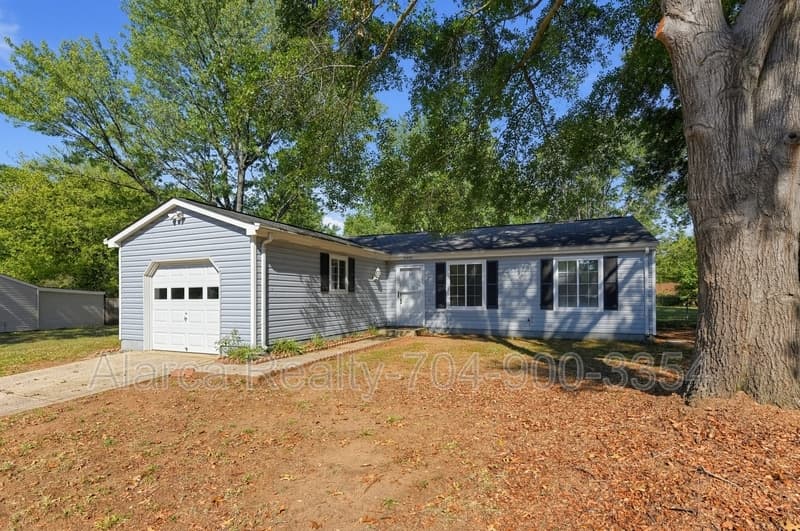 Charlotte House: 2535 Nickelridge Ct