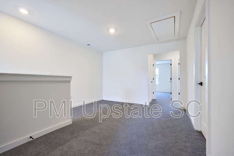 Spartanburg Townhome: 1290 Westgate Village Drive