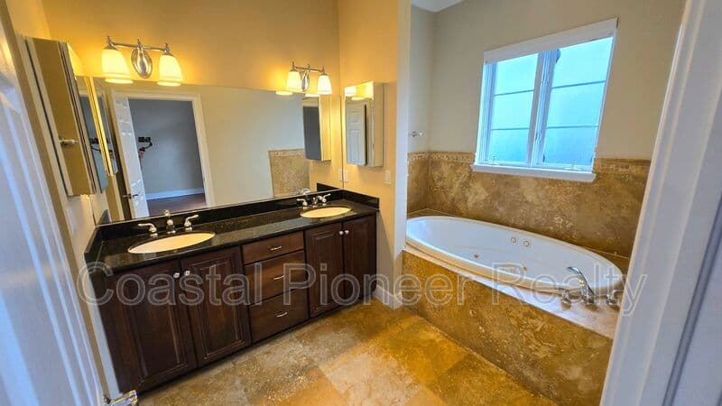 Tampa Townhome: 1001 S Rome Ave