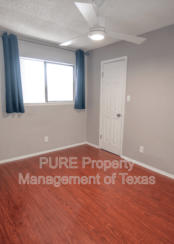 Austin Condo: 2500 Burleson Rd