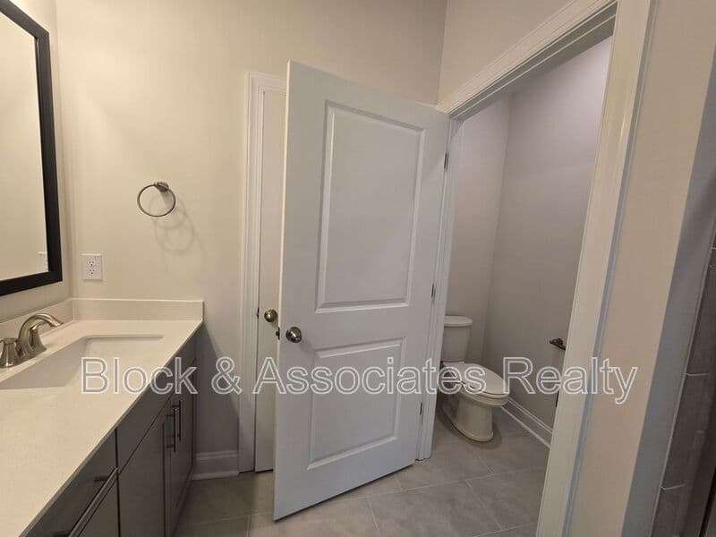 Jamestown House: 209 Ranger Rd