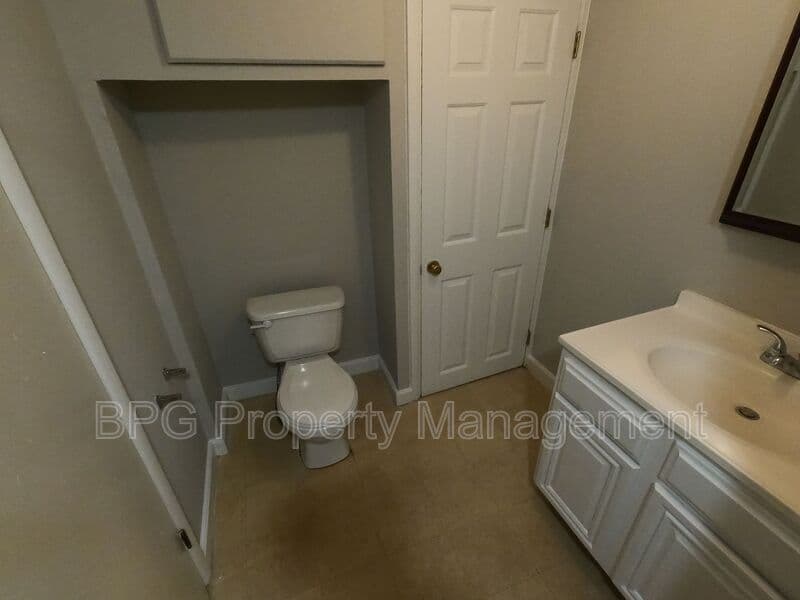 Harrisonburg Condo: 95 N. Main St.