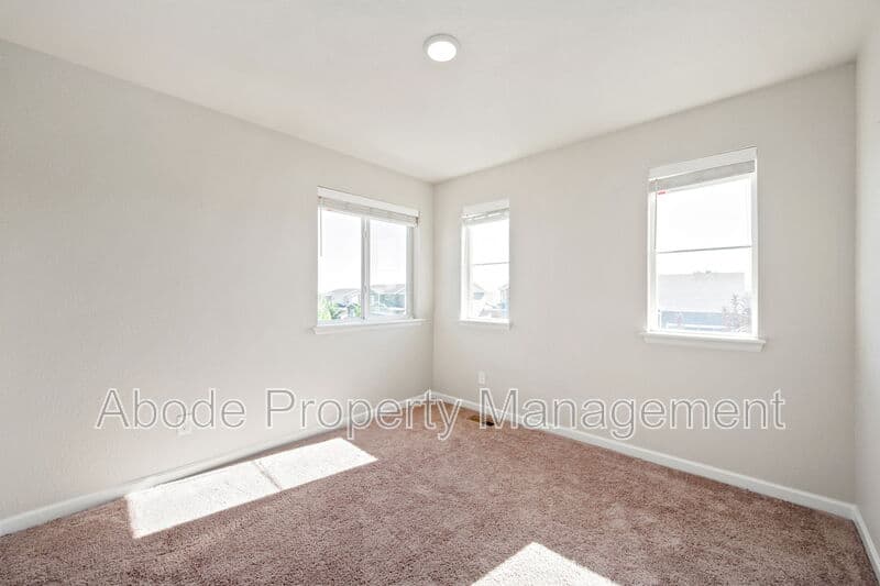 Greeley House: 1223 104th Avenue