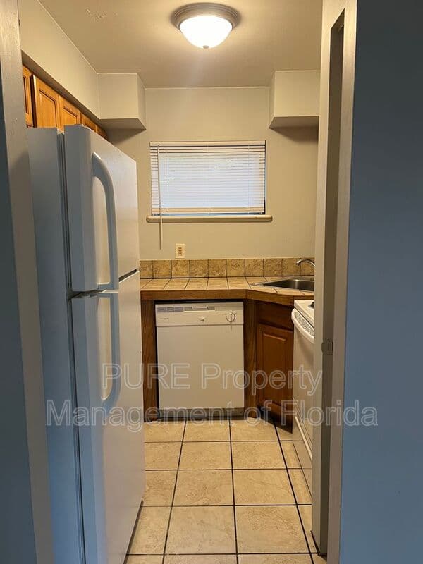 Ocala House: 629 NE 28th Avenue