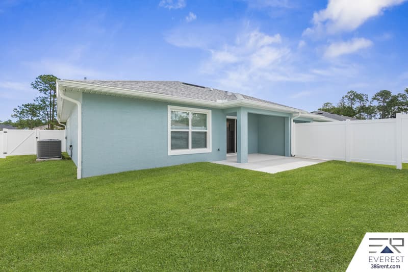 Palm Coast House: 10 Llovera Pl