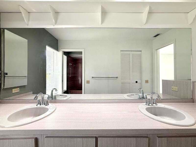 Hudson House: 13636 Dunwoody Court