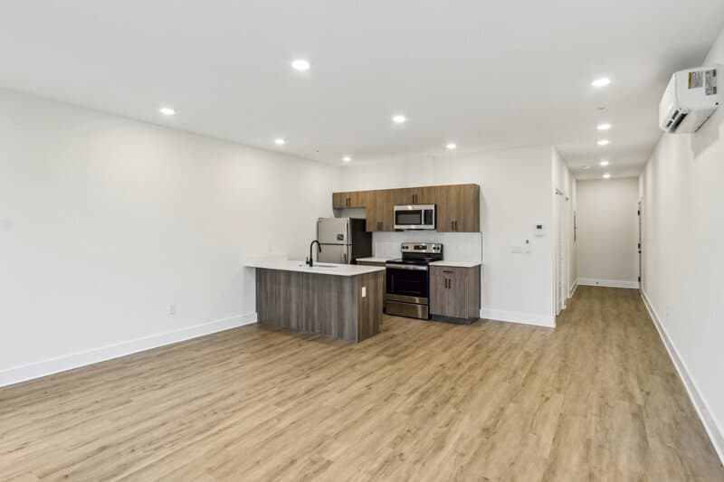 Philadelphia Condo: 6155 Ridge Avenue - 309