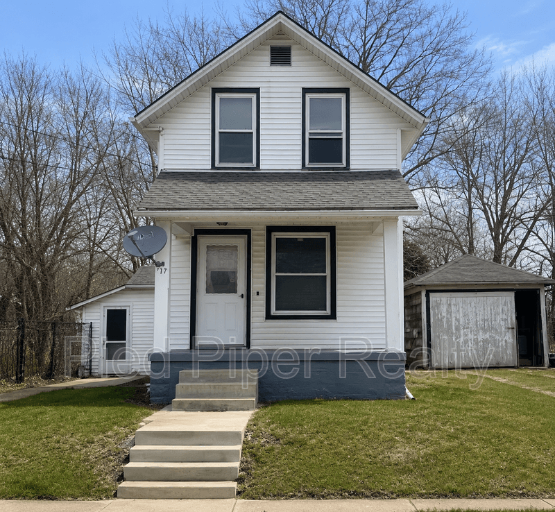 Freeport House: 712 E Shawnee St
