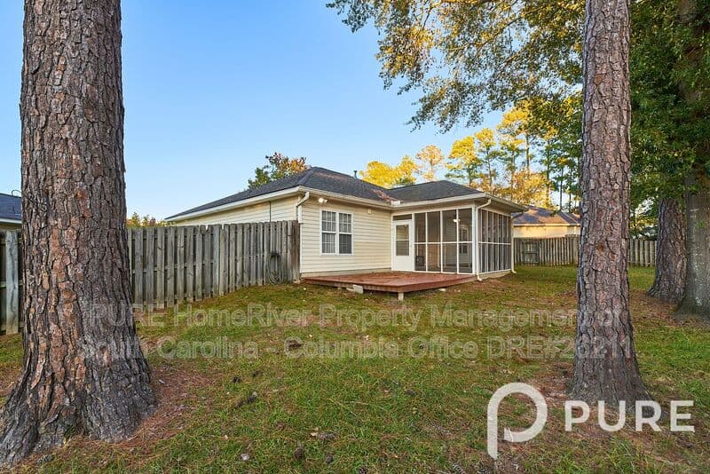 Columbia House: 3000 Twin Oaks Way