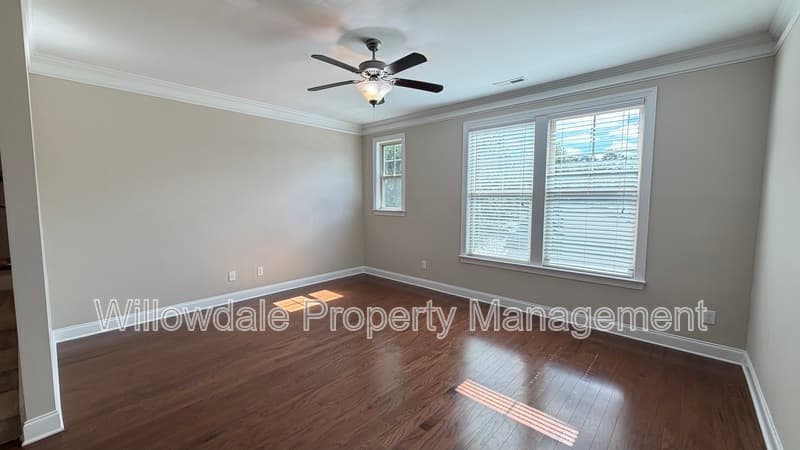 Cary Townhome: 525 Portstewart Dr
