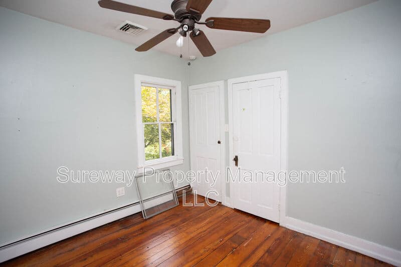 Medford House: 16 Union St